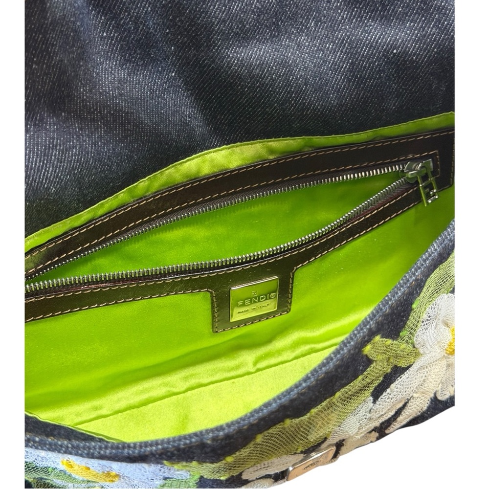 Vintage Fendi Daisy Embroidered Denim Baguette Flower Mesh Appliqué Y2K Bag - Picture 13 of 16
